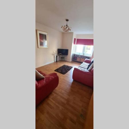 Lovely 2 Bed Apartment Close To Aberdeen Beach! Extérieur photo