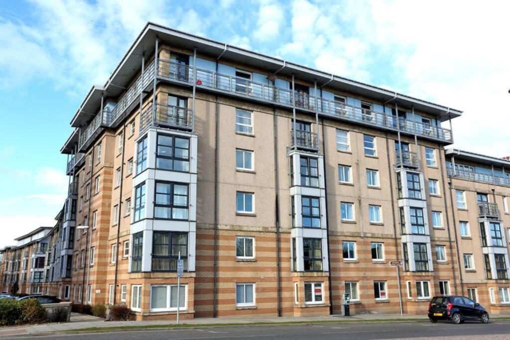 Lovely 2 Bed Apartment Close To Aberdeen Beach! Extérieur photo